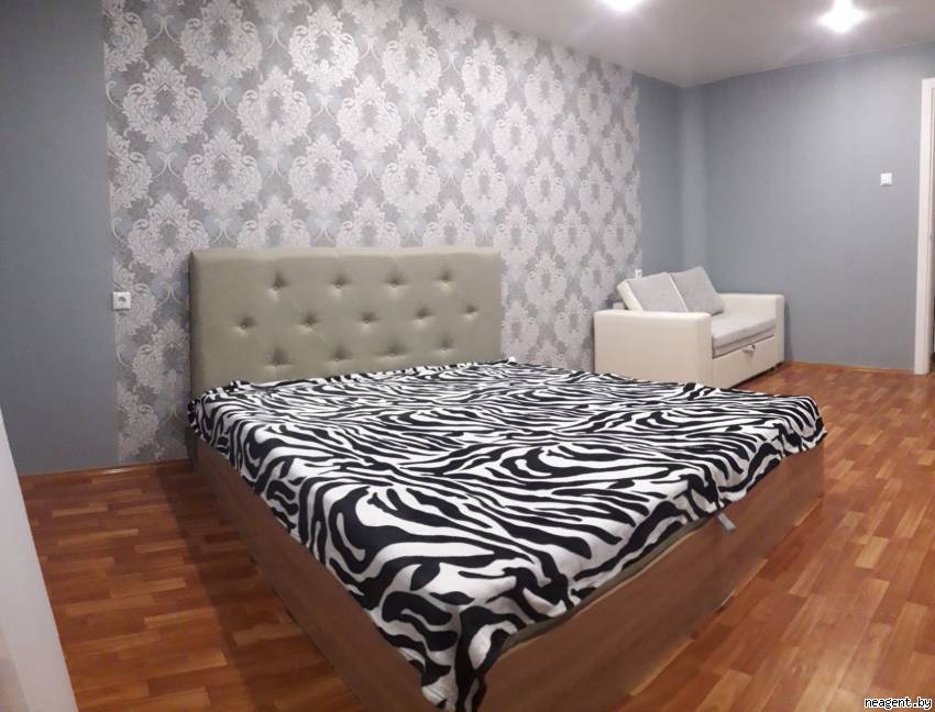 3-комнатная квартира, ул. Каменногорская, 16, 100 рублей: фото 1