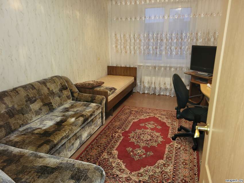 2-комнатная квартира, ул. Алеся Бачило, 4, 680 рублей: фото 4