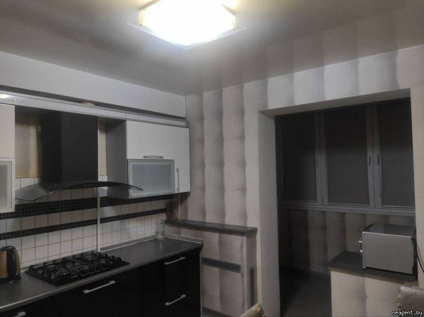 1-комнатная квартира, трусова, 10/1, 550 рублей: фото 1