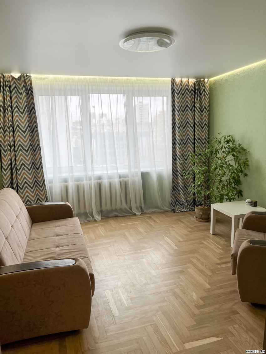 2-комнатная квартира, ул. Немига, 10, 1400 рублей: фото 1