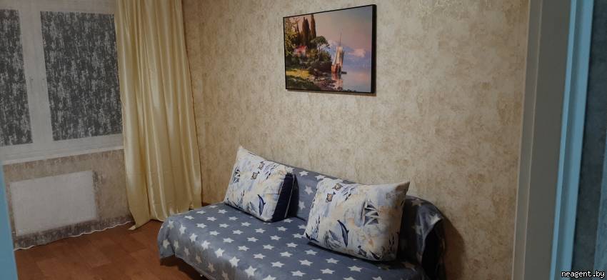 3-комнатная квартира, ул. Корзюки, 40, 1001 рублей: фото 1