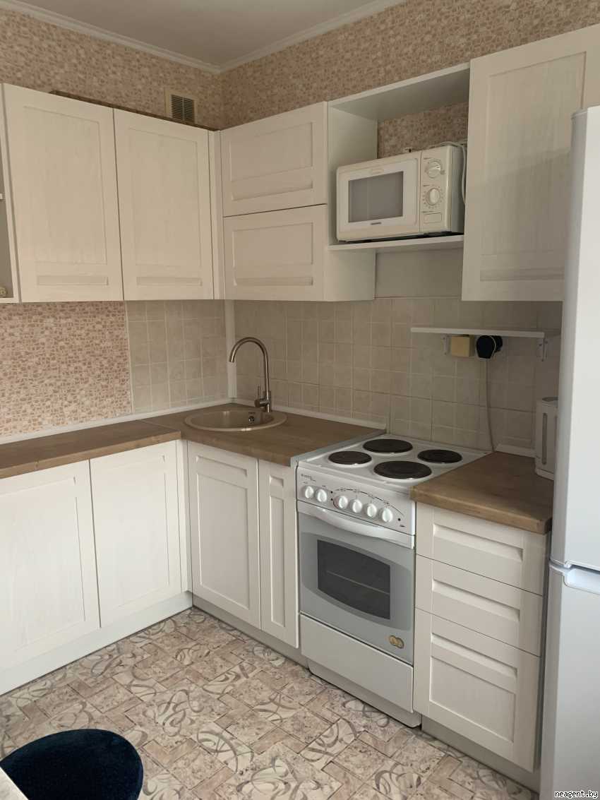 1-комнатная квартира, ул. Макаенка, 13а, 900 рублей: фото 1