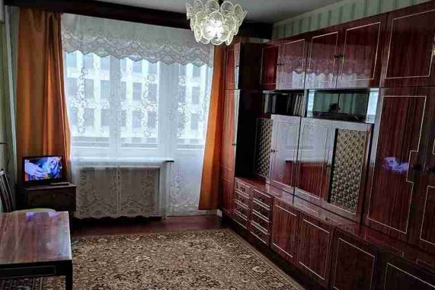 2-комнатная квартира, Скрыганова ул., за 700 р.