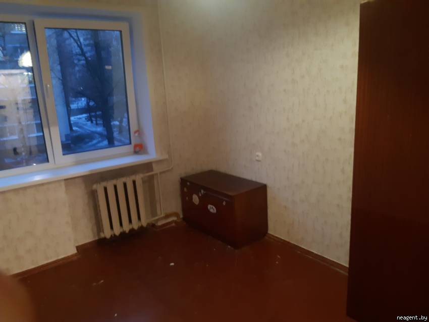 2-комнатная квартира, ул. Уборевича, 52, 579 рублей: фото 1