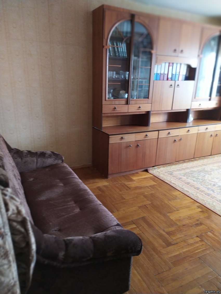 Комната,  ул. Тикоцкого, 282 рублей: фото 1
