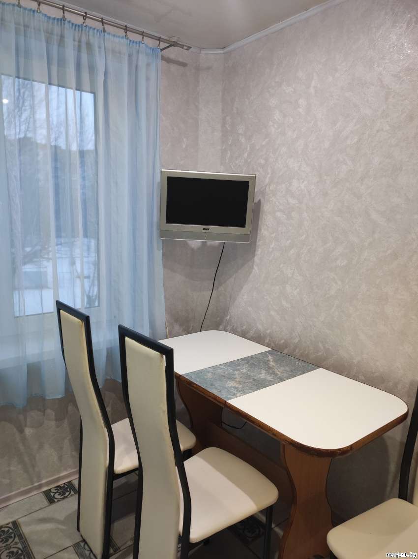 1-комнатная квартира, Малинина, 30, 740 рублей: фото 2