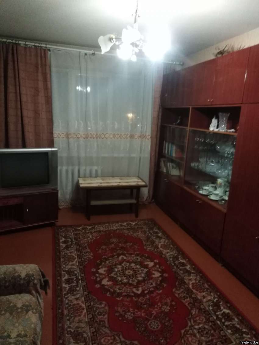 3-комнатная квартира, ул. Уборевича, 162, 765 рублей: фото 1