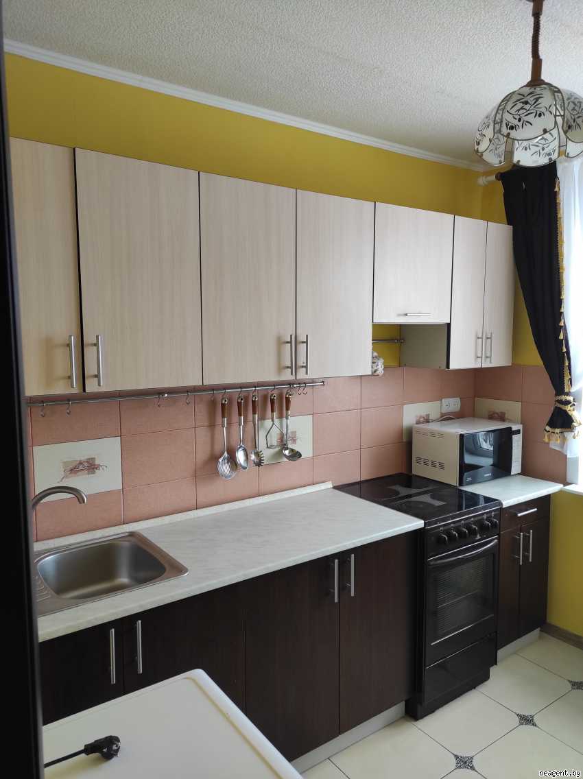 3-комнатная квартира, ул. Радужная, 4/1, 1117 рублей: фото 2