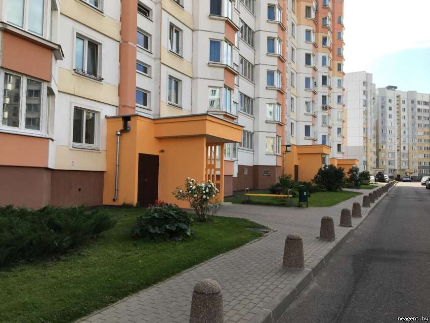 2-комнатная квартира, ул. Киреенко, 7, 1100 рублей: фото 1