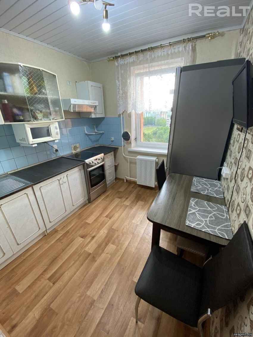 1-комнатная квартира, ул. Михася Лынькова, 25, 676 рублей: фото 1
