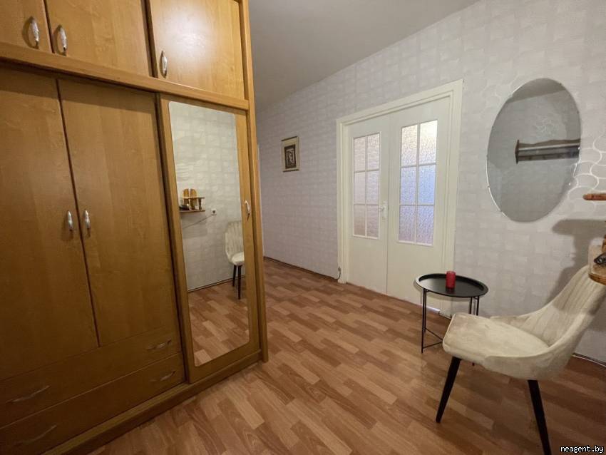 2-комнатная квартира, ул. Льва Сапеги, 11, 1029 рублей: фото 1