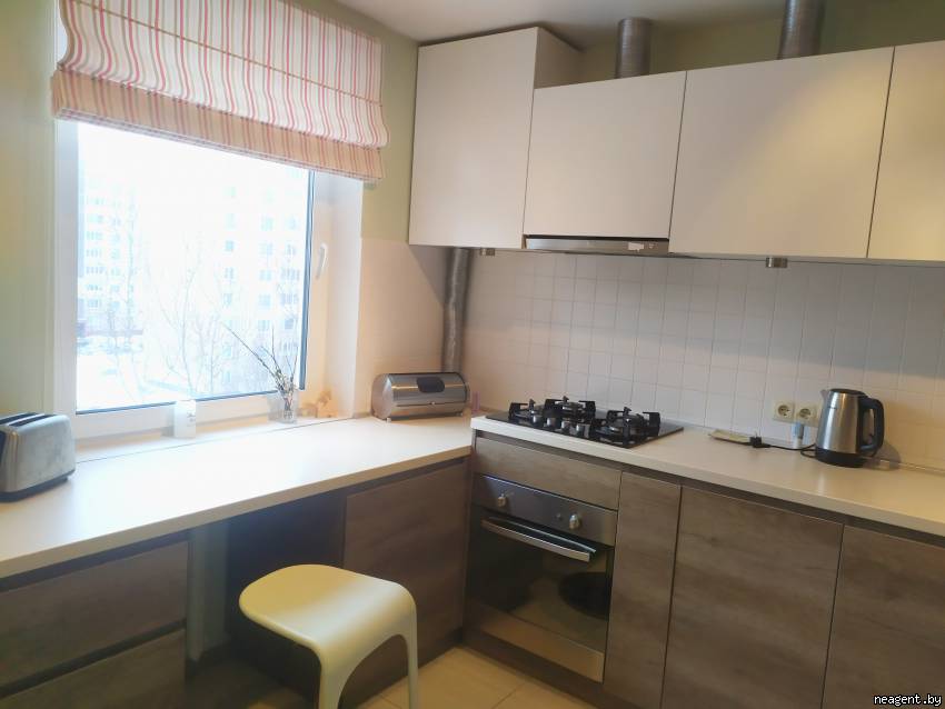 2-комнатная квартира, ул. Космонавтов, 48, 1011 рублей: фото 8