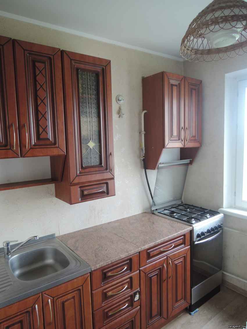 2-комнатная квартира, Якуба Коласа пер., 4, 650 рублей: фото 1