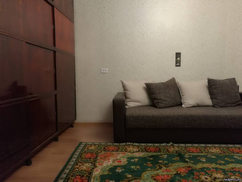 1-комнатная квартира, ул. Розы Люксембург, 109/А, 640 рублей: фото 4