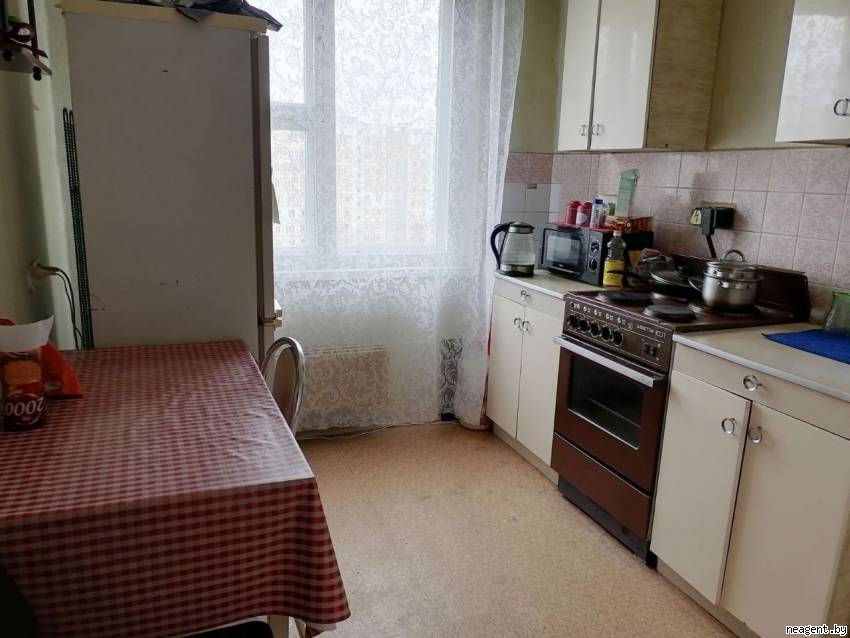 2-комнатная квартира, ул. Руссиянова, 18, 650 рублей: фото 3