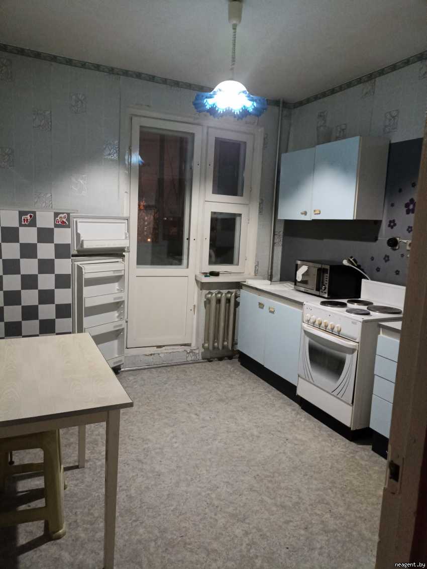 1-комнатная квартира, ул. академика Федорова, 5, 650 рублей: фото 2