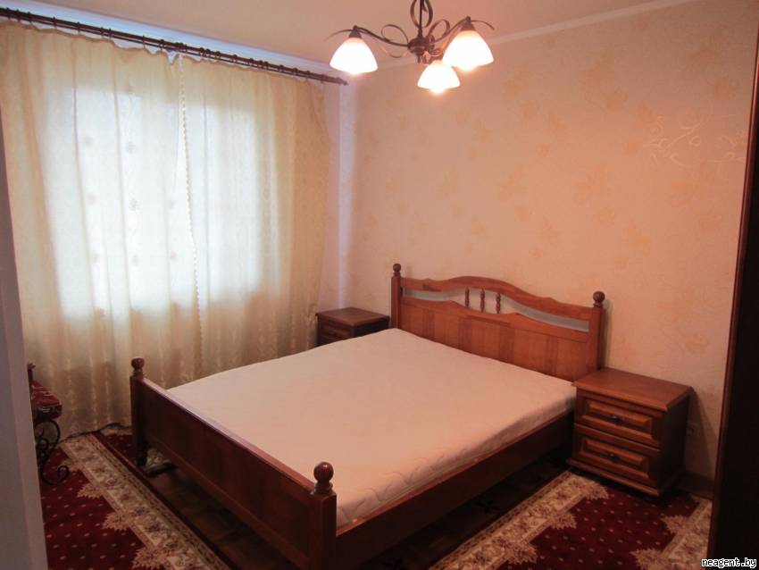 3-комнатная квартира, ул. Гинтовта, 24, 995 рублей: фото 1