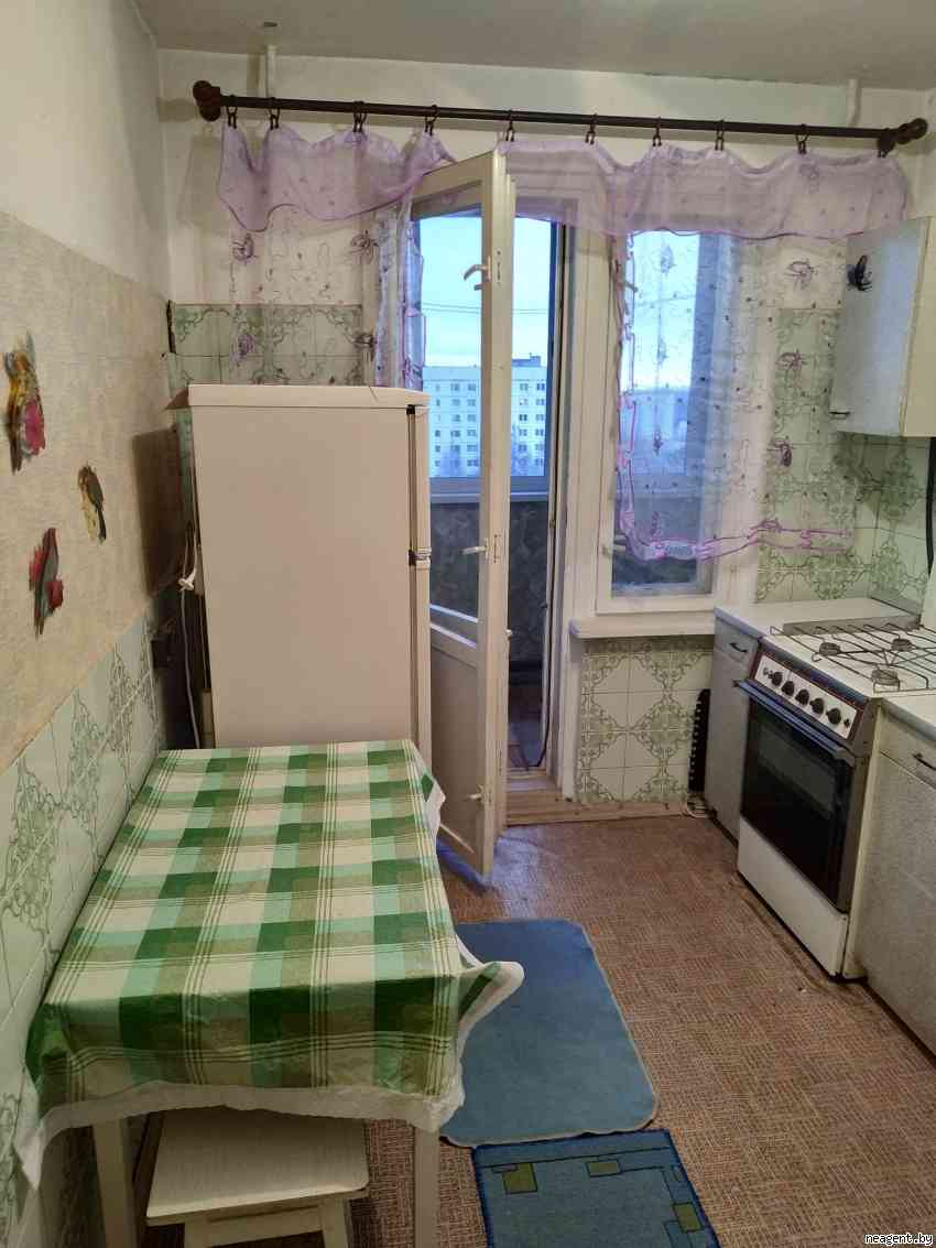 1-комнатная квартира, ул. Якубовского, 34, 550 рублей: фото 1