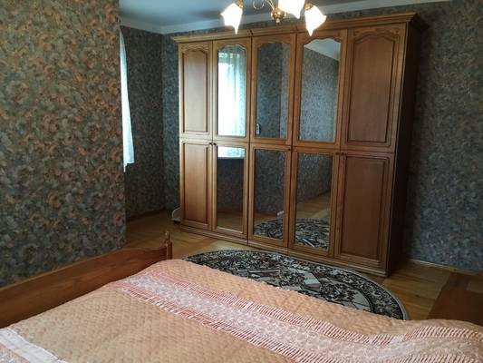 2-комнатная квартира, ул. Макаенка, 13/Б, 1025 рублей: фото 1