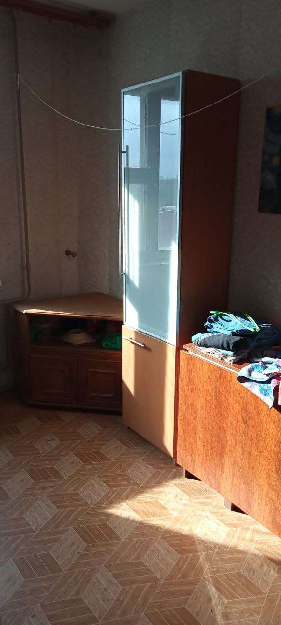 3-комнатная квартира,  ул. Парниковая, 300 рублей: фото 1