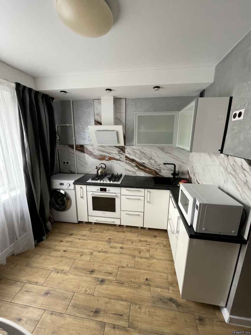 1-комнатная квартира, ул. Асаналиева, 36/1, 780 рублей: фото 1