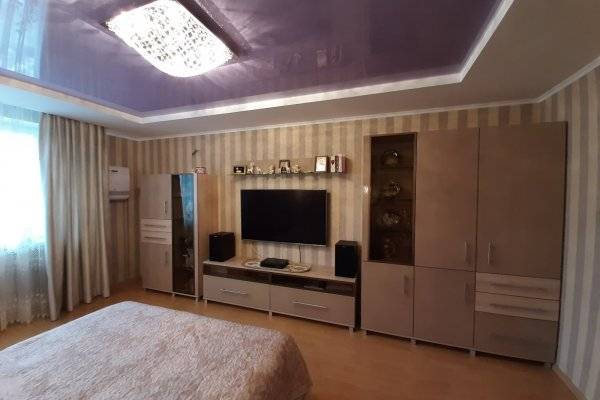1-комнатная квартира, Пономаренко, 54, 1050 рублей: фото 1