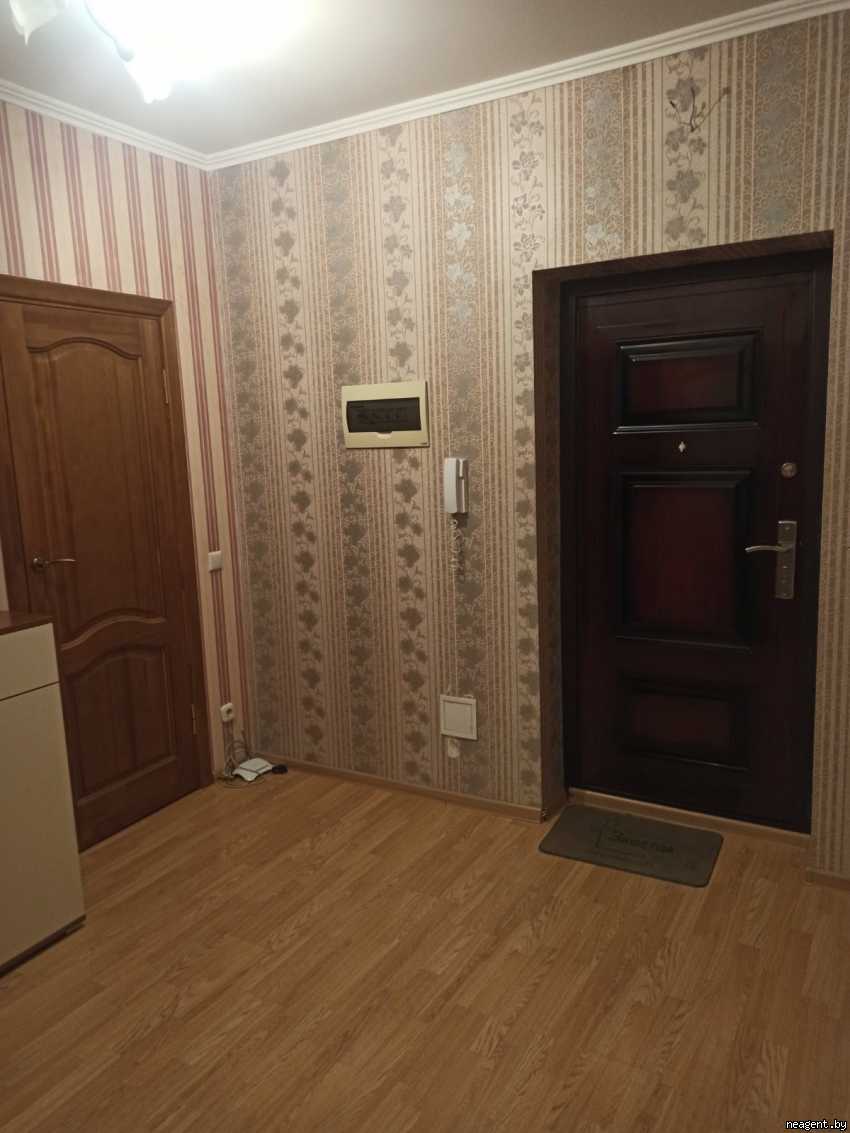 1-комнатная квартира, ул. Иосифа Жиновича, 1, 825 рублей: фото 3