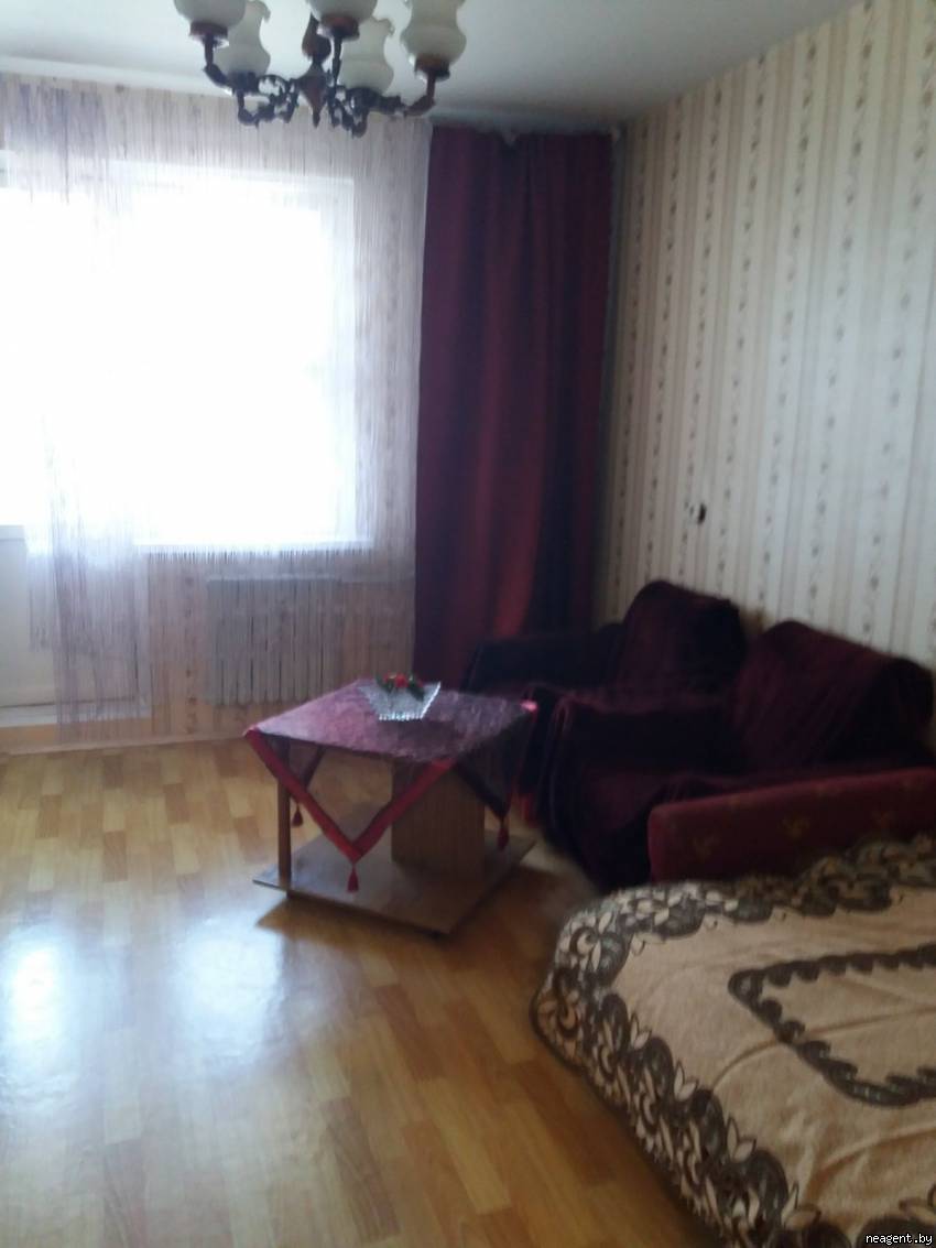 2-комнатная квартира, ул. Янки Брыля, 28, 800 рублей: фото 1
