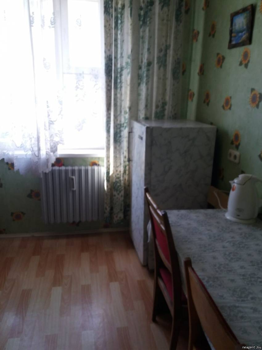 2-комнатная квартира, ул. Янки Брыля, 28, 800 рублей: фото 3