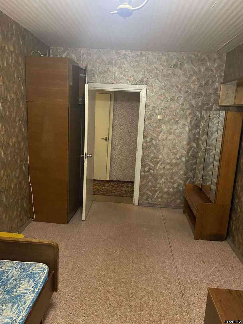 Комната,  ул. Бурдейного, 310 рублей: фото 1