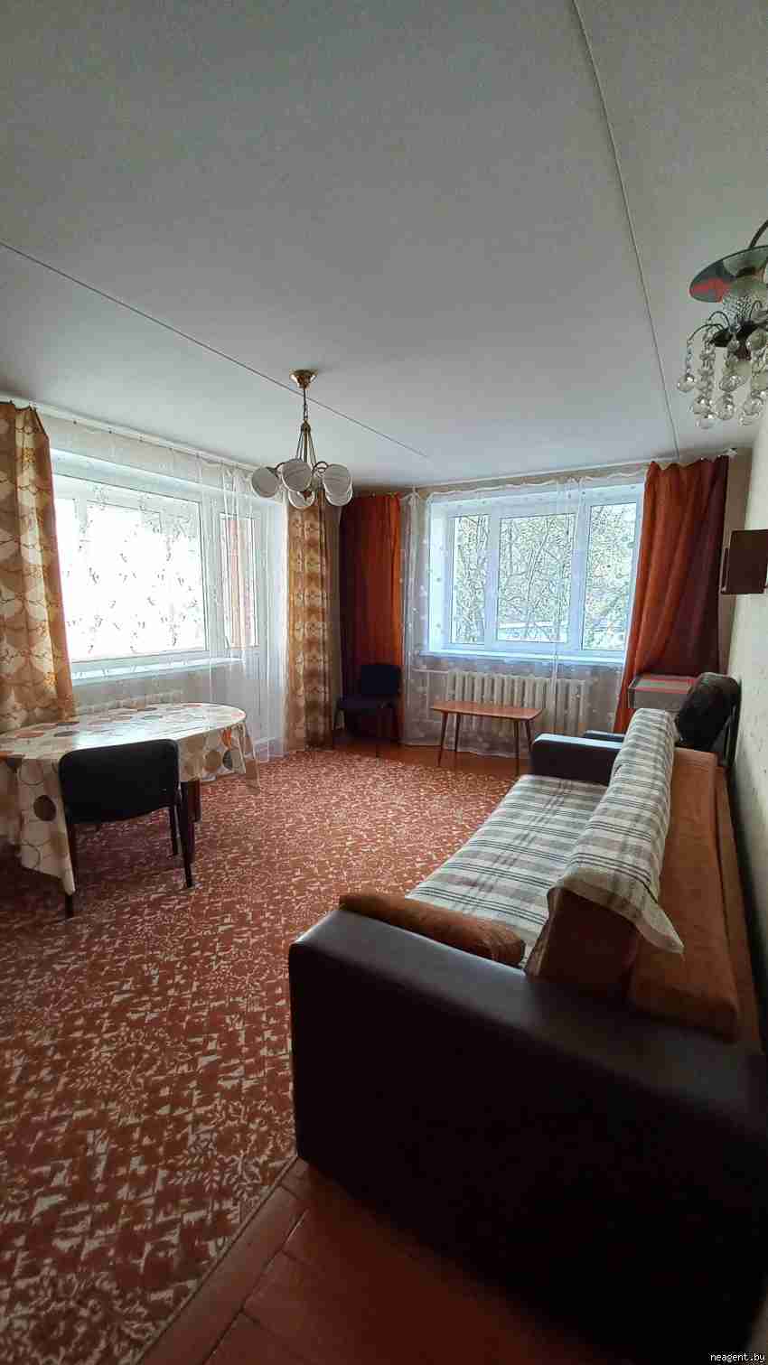 1-комнатная квартира, ул. Олега Кошевого, 33, 600 рублей: фото 1