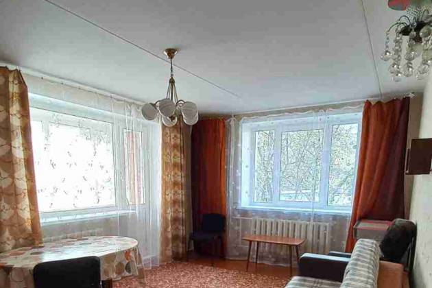 1-комнатная квартира, Олега Кошевого ул., за 600 р.