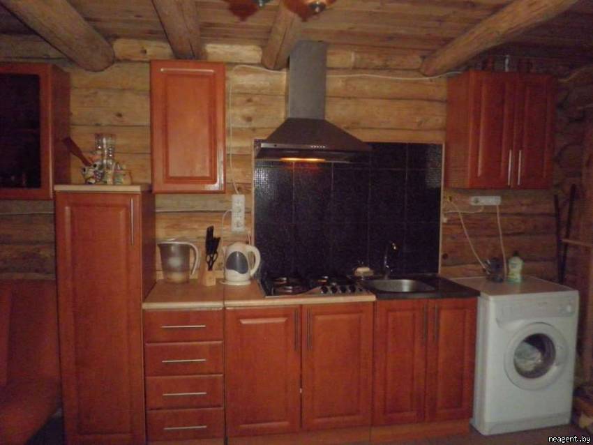 Коттедж, ул. Холмогорская, 21, 1050 рублей: фото 1