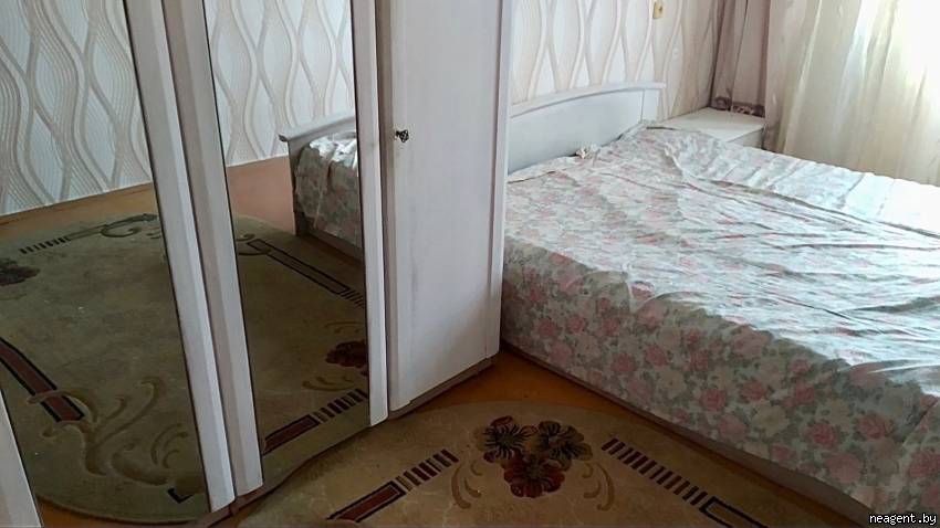 Комната, ул. Есенина, 55, 292 рублей: фото 1