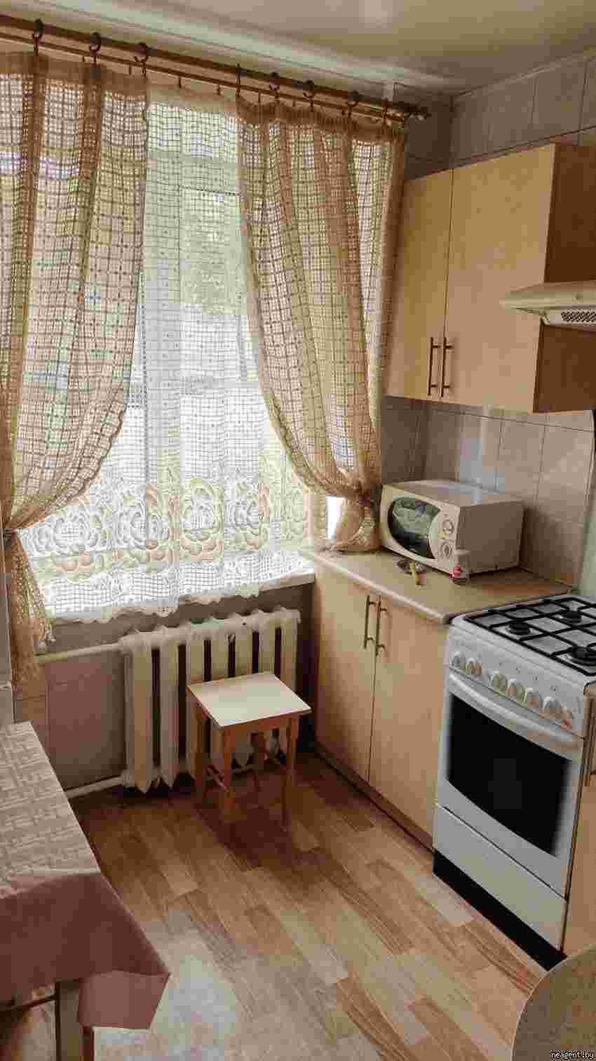 2-комнатная квартира, Машерова просп., 18, 800 рублей: фото 4