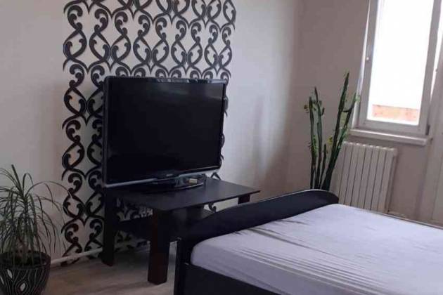 2-комнатная квартира, Чкалова ул., за 1228 р.