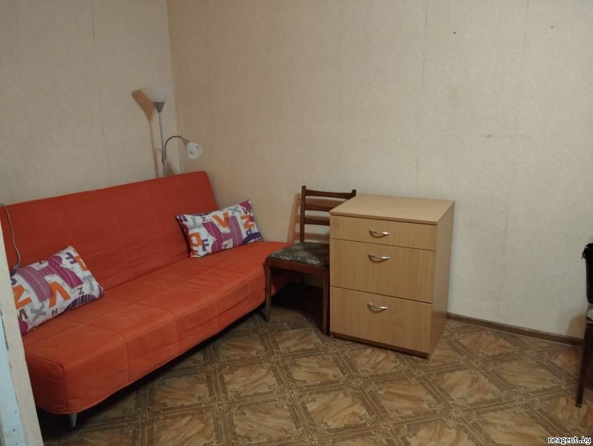 1-комнатная квартира, ул. Карла Либкнехта, 104/1, 550 рублей: фото 1