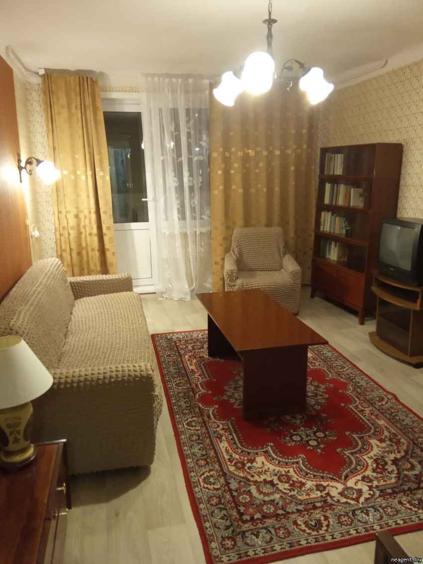 1-комнатная квартира, ул. Бельского, 17, 670 рублей: фото 1