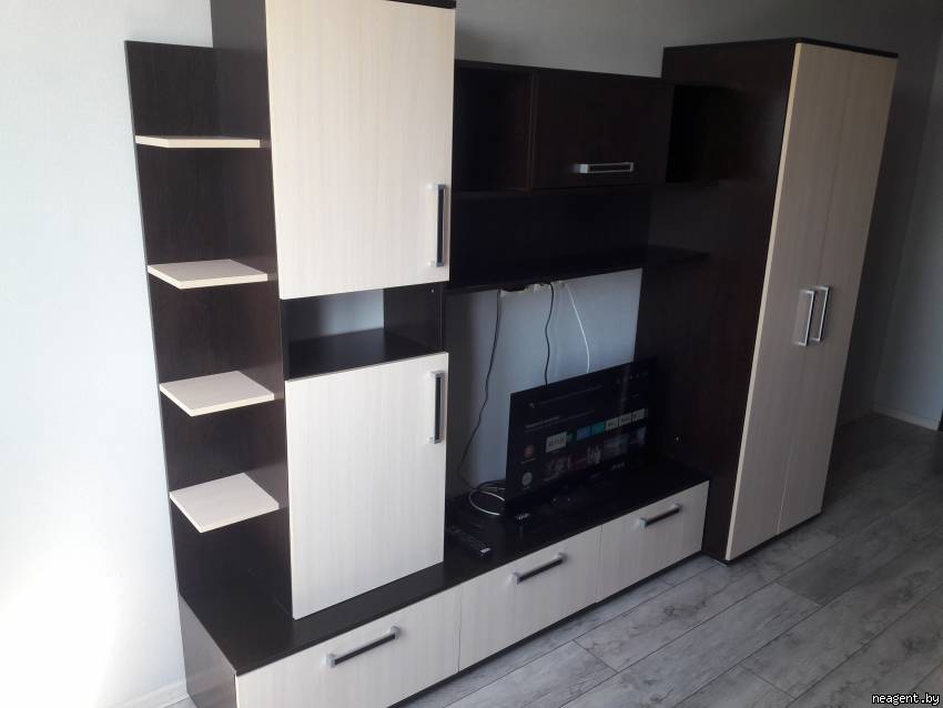 2-комнатная квартира, ул. Карвата, 10/В, 1000 рублей: фото 1