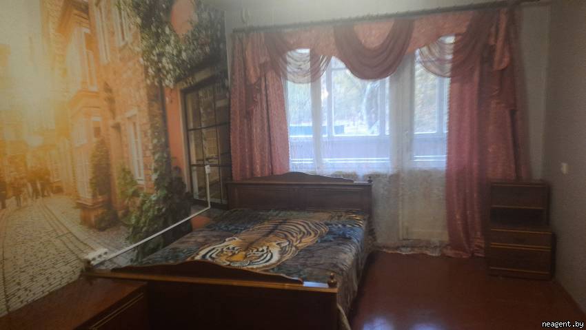2-комнатная квартира, ул. Славинского, 9, 700 рублей: фото 1