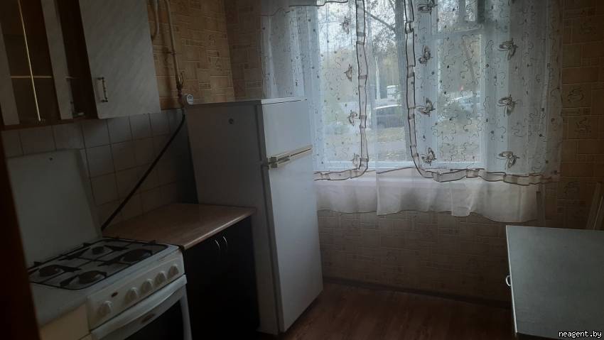2-комнатная квартира, ул. Славинского, 9, 700 рублей: фото 2