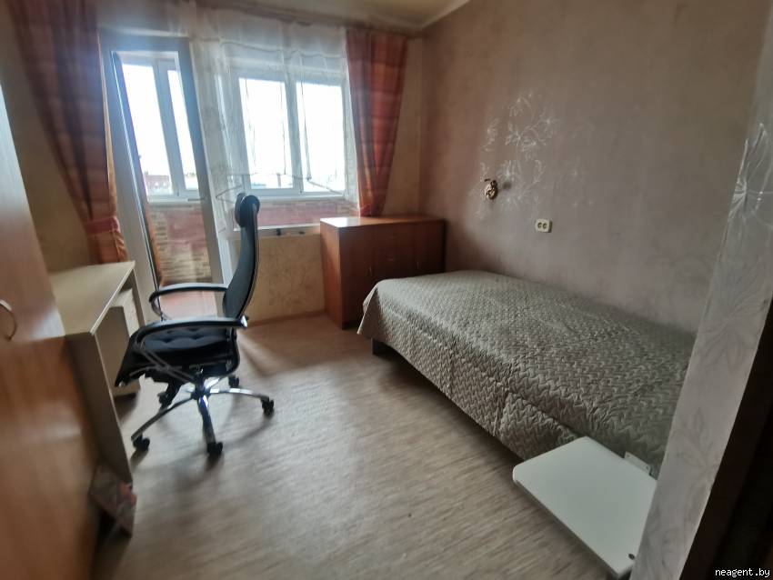 4-комнатная квартира, ул. Одинцова, 36/1, 1550 рублей: фото 5