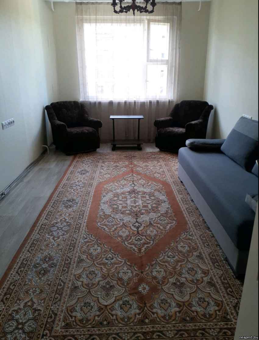 1-комнатная квартира, ул. Казинца, 83, 630 рублей: фото 1