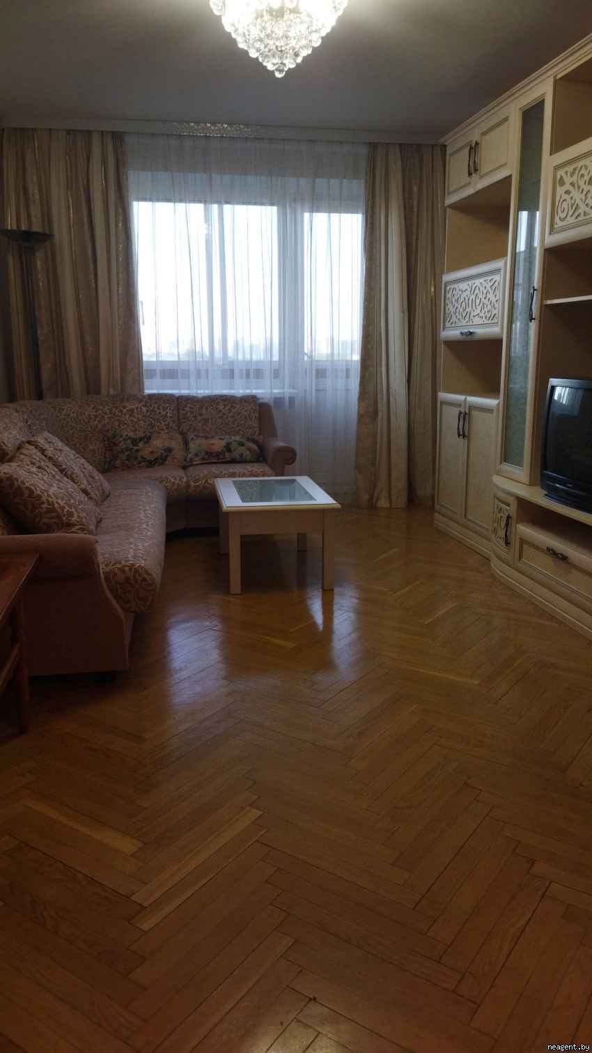 3-комнатная квартира, ул. Казинца, 121, 1445 рублей: фото 3