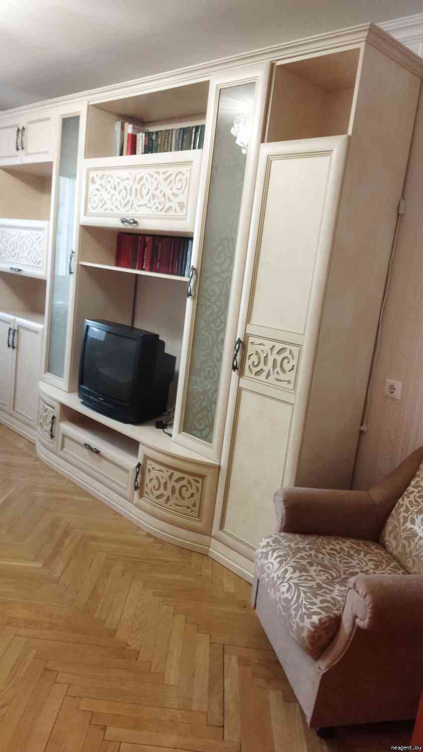 3-комнатная квартира, ул. Казинца, 121, 1445 рублей: фото 4