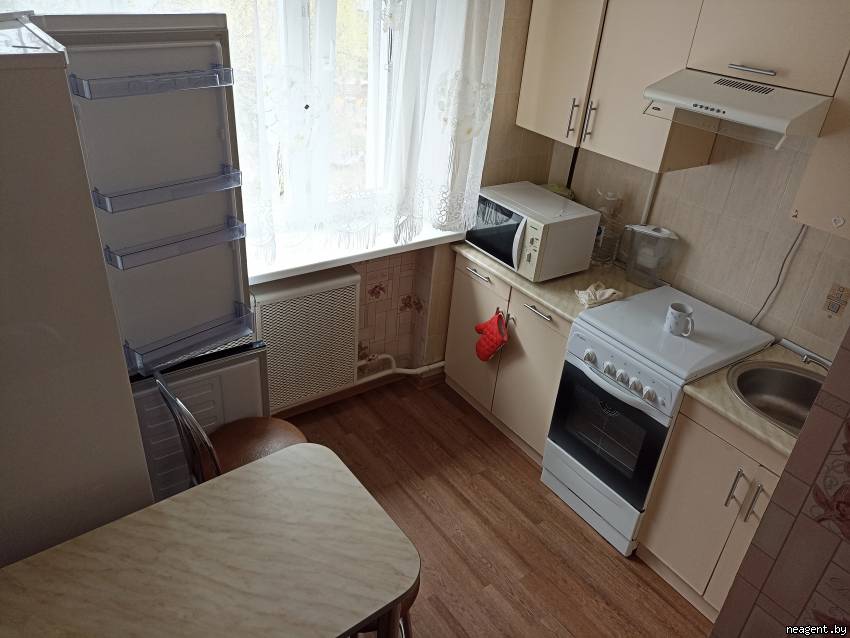 2-комнатная квартира, ул. Заславская, 33, 900 рублей: фото 11