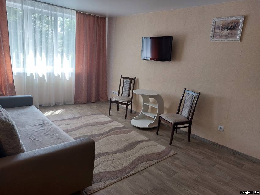 1-комнатная квартира, Ангарская, 52, 745 рублей: фото 3