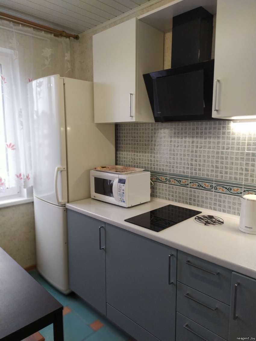 3-комнатная квартира, Якубова, 66/1, 750 рублей: фото 1