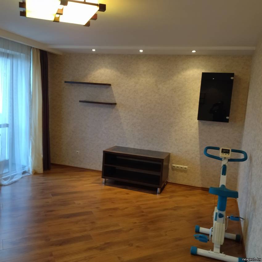 3-комнатная квартира, ул. Слободская, 173, 1359 рублей: фото 2