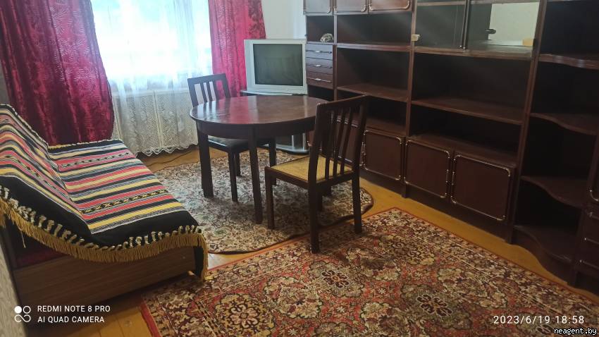 2-комнатная квартира, ул. Калиновского, 79, 700 рублей: фото 1